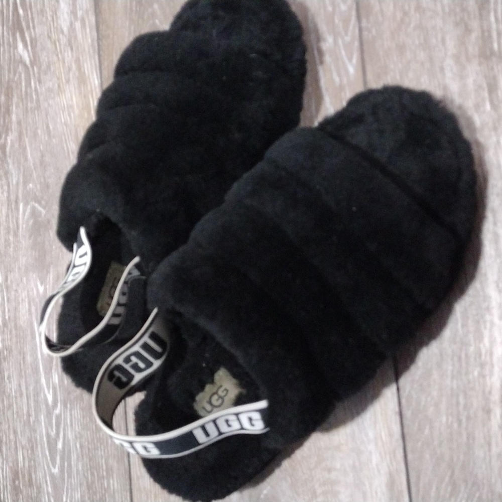 Ugg Iconic Black Shearling Slides. Size 7 - image 2